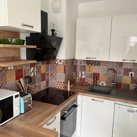 Lumineux T2 - Calme - Piscine - Plages Apartment *