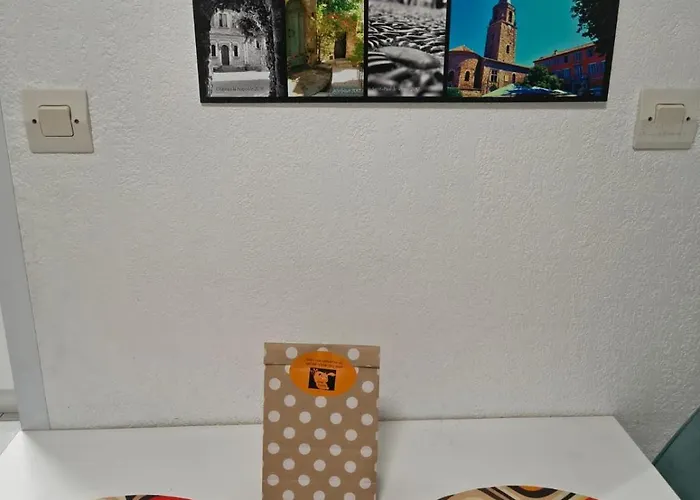 Lumineux T2 - Calme - Piscine - Plages Saint-Raphael (Var)